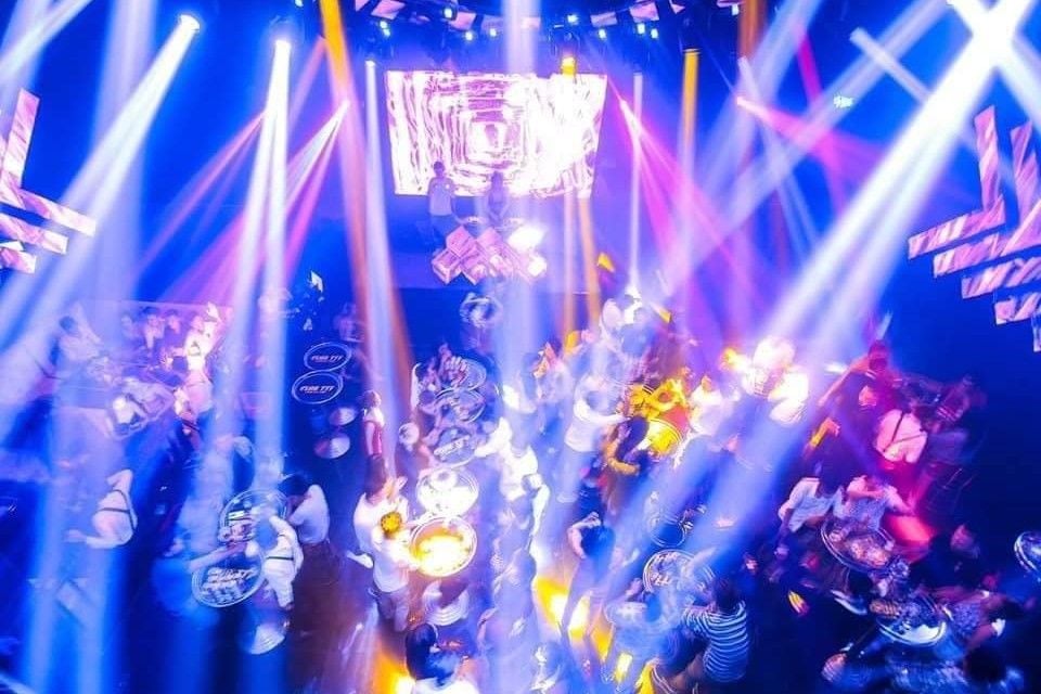 777 CLUB - 127 Trần Văn Khéo