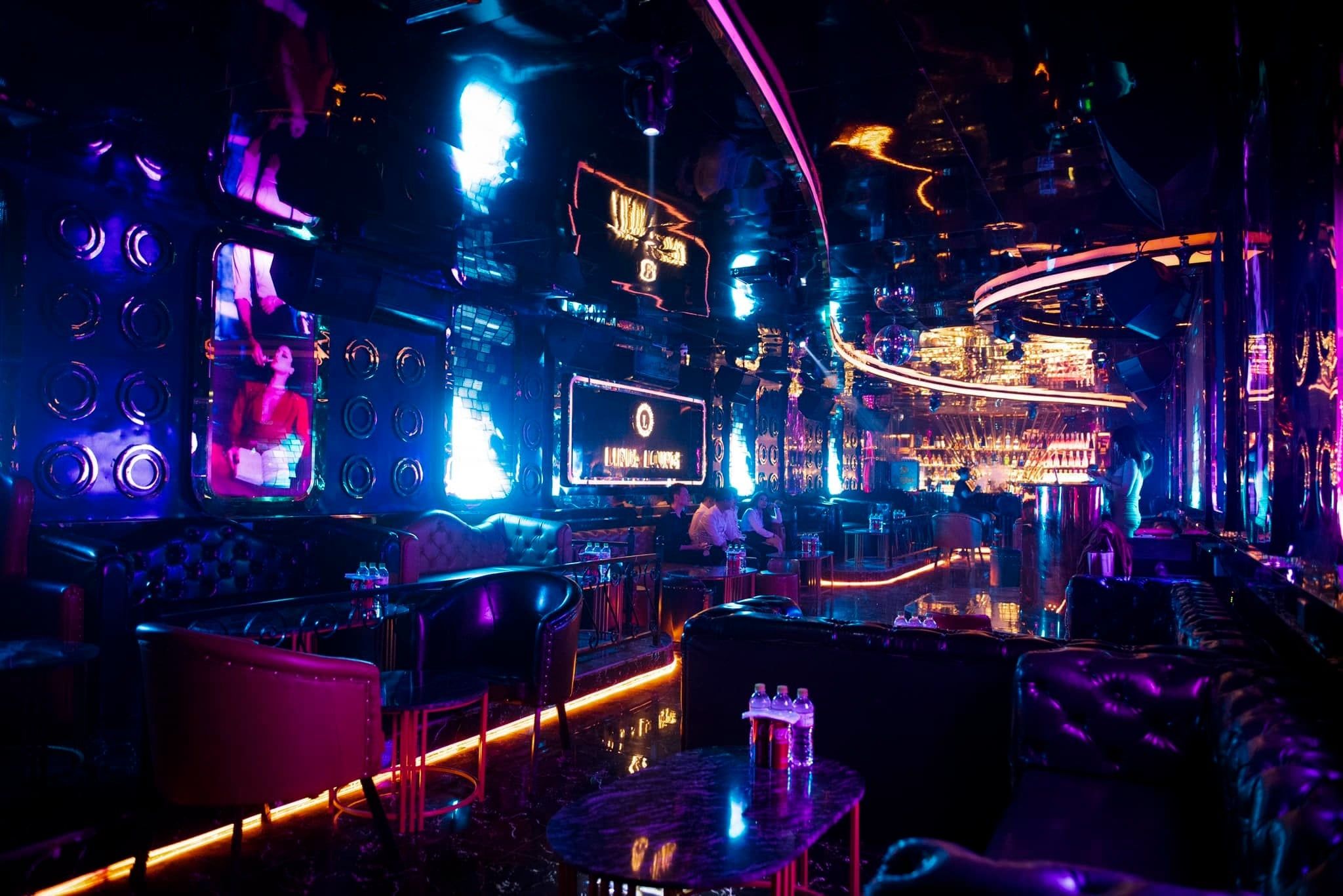 Linda Lounge - 20 Đặng Thai Mai