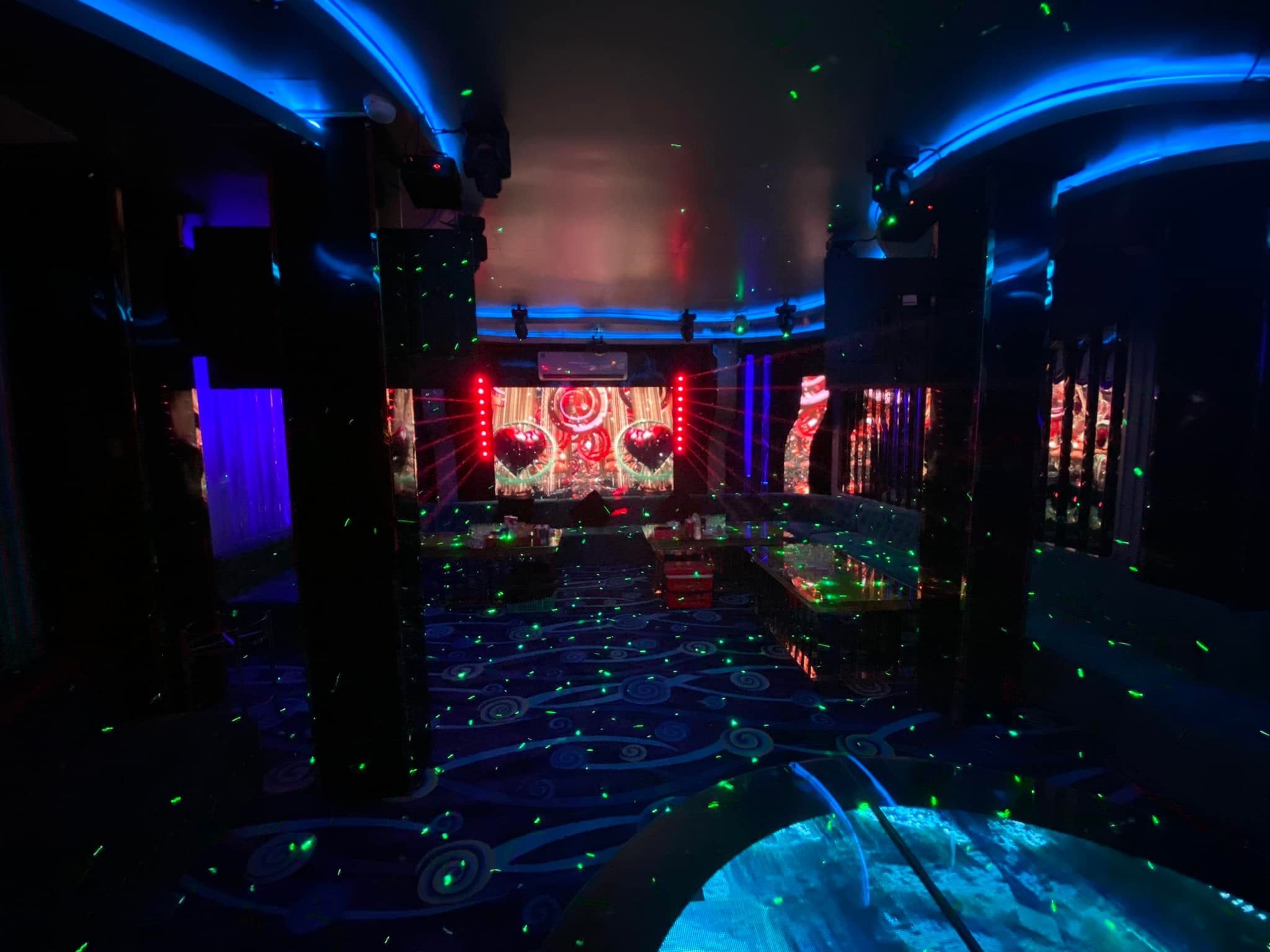 Karaoke Long Châu - 279 Bình Long