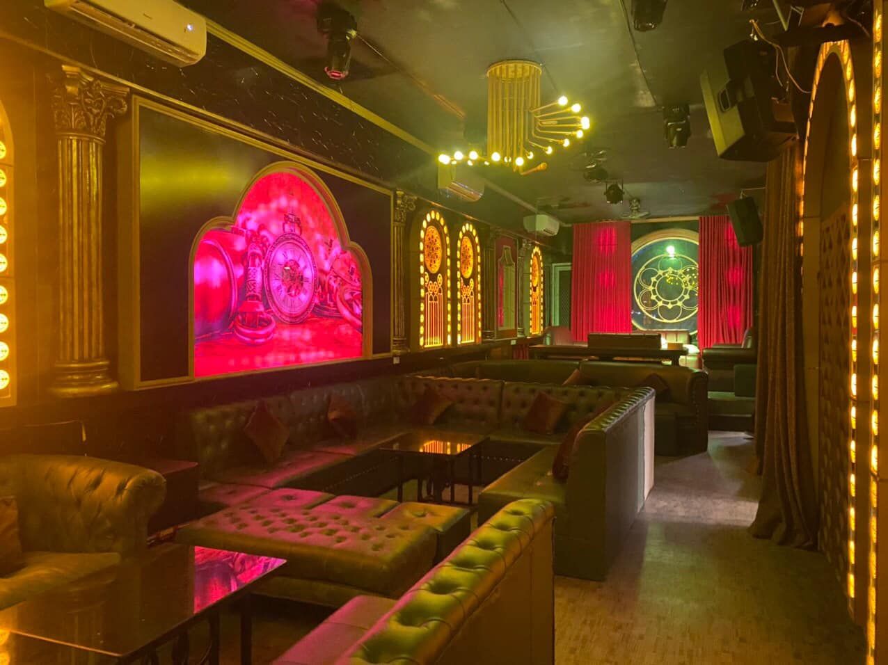 Opec Lounge - 126 Xuân Diệu