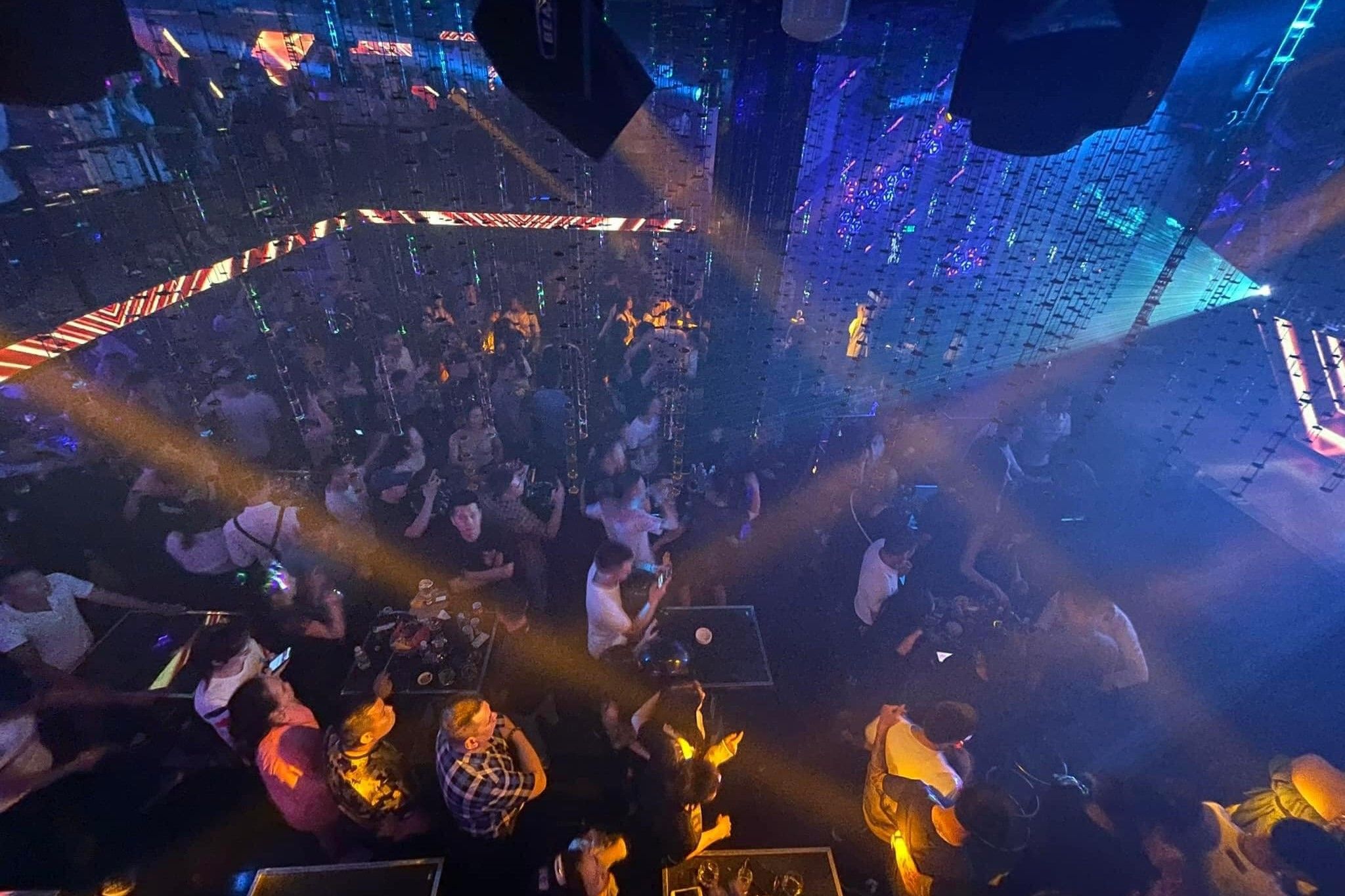 Lam Kinh Club - 30 Đại Lộ Lê Lợi