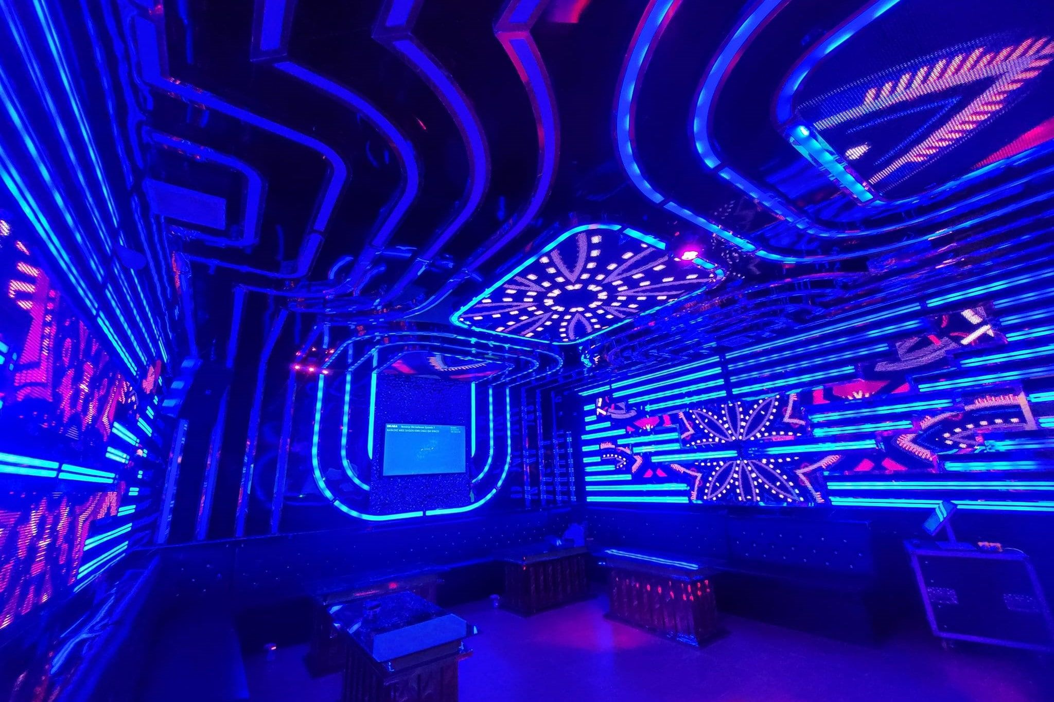 Karaoke Miss Sài Gòn 1 - 851 Đường 30/4
