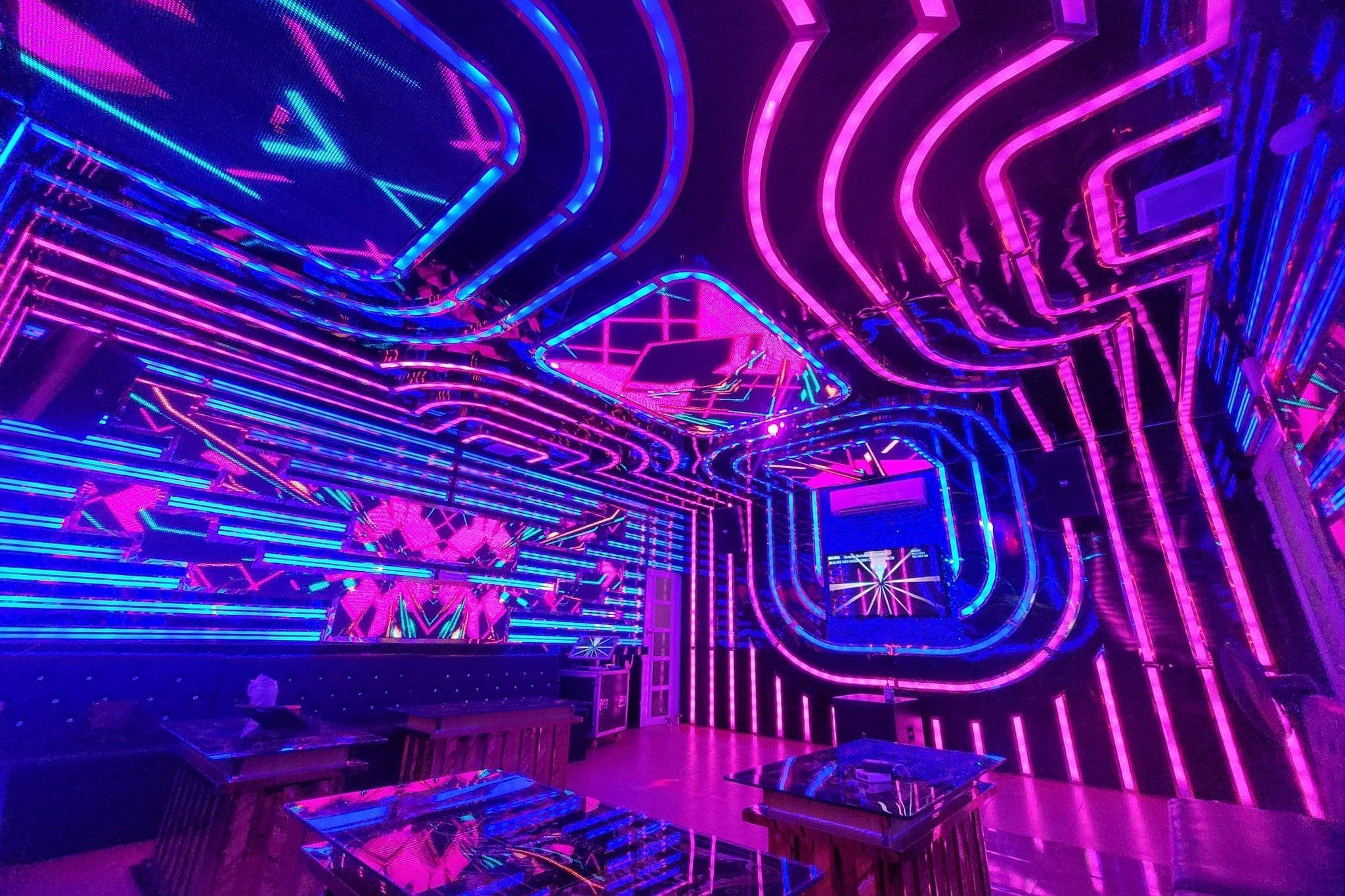 Karaoke Miss Sài Gòn 1 - 851 Đường 30/4