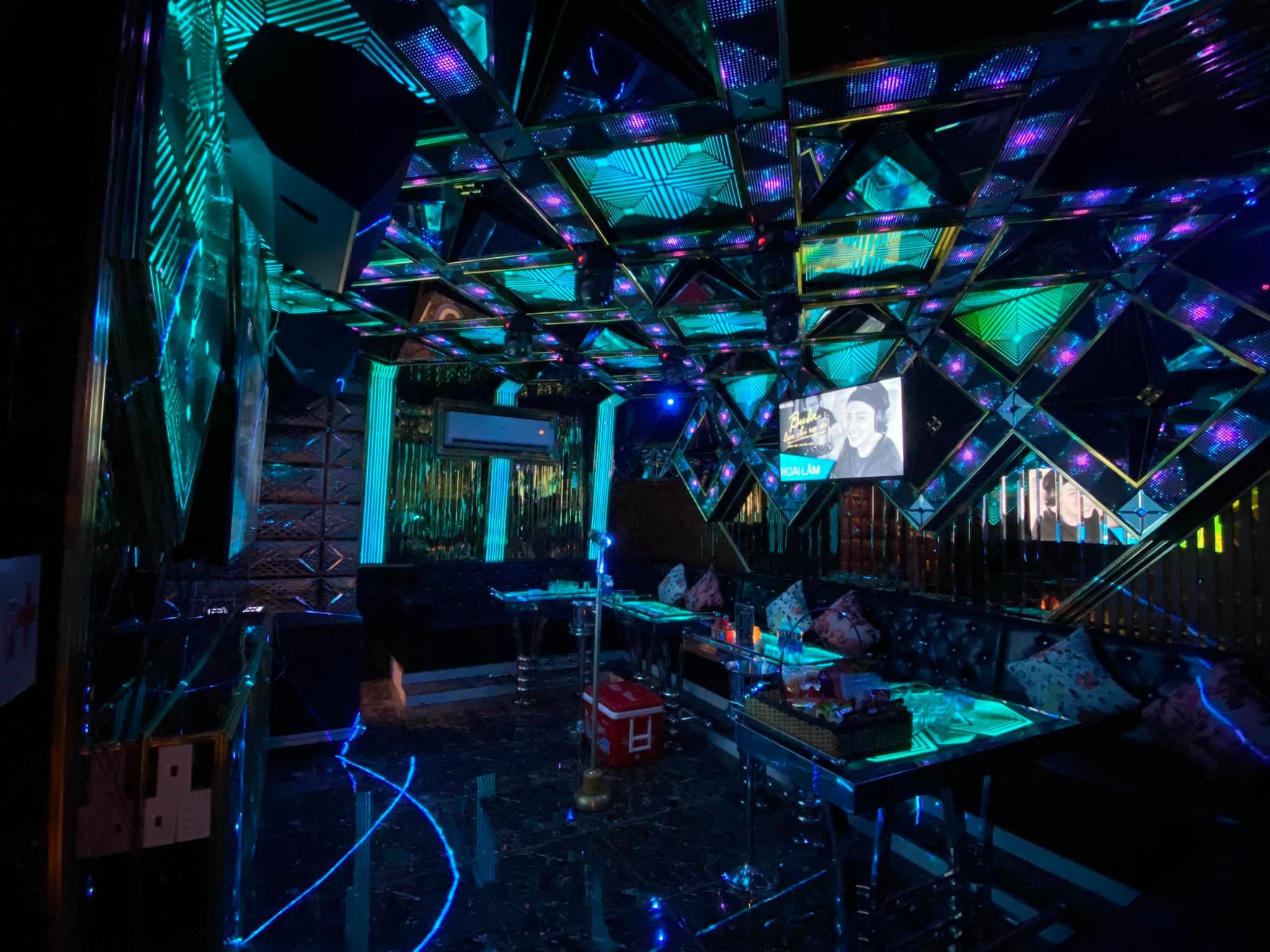 Karaoke Thuỷ Trúc 1 - 186/81 Vườn Lài