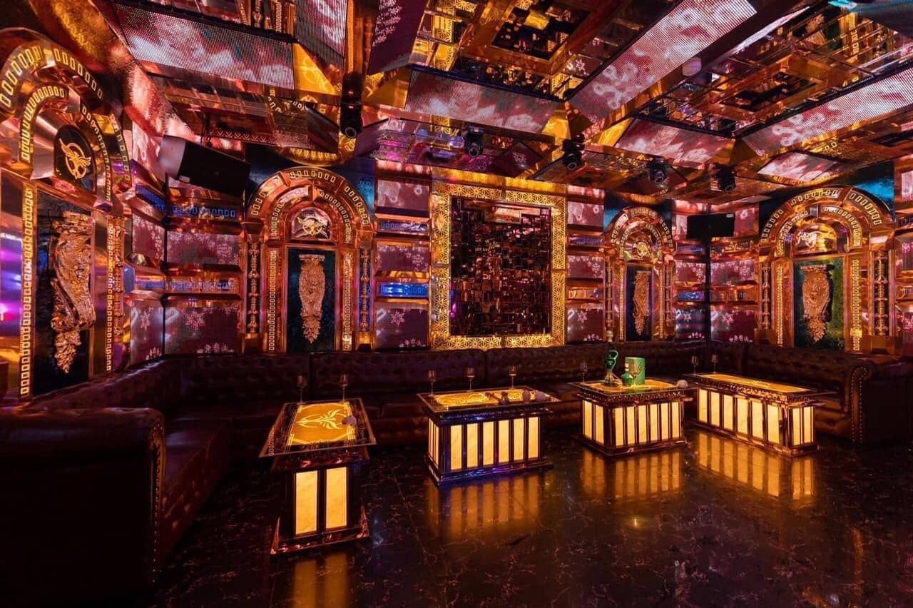 Karaoke C.E.O - 7 Nguyễn Tất Thành