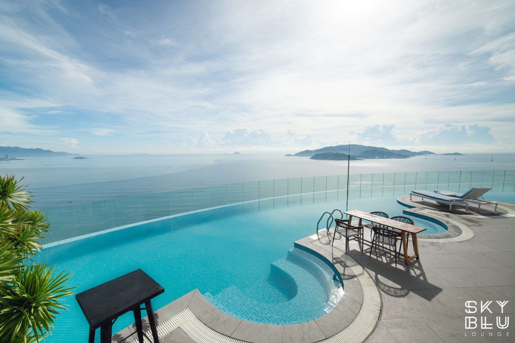Sky Blu Nha Trang - 2 Nguyễn Thị Minh Khai