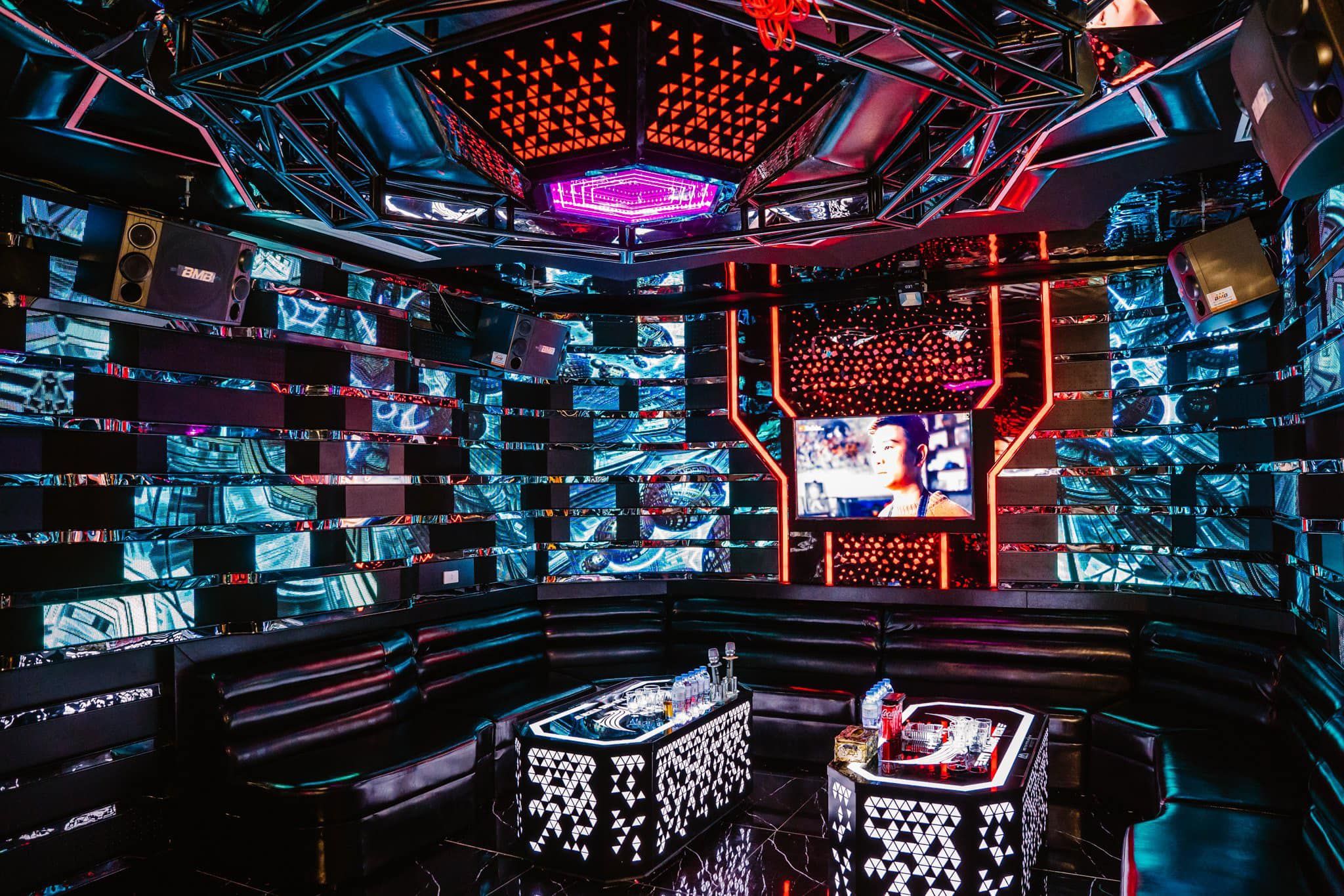 Karaoke No.38 - 38 Cộng Hòa