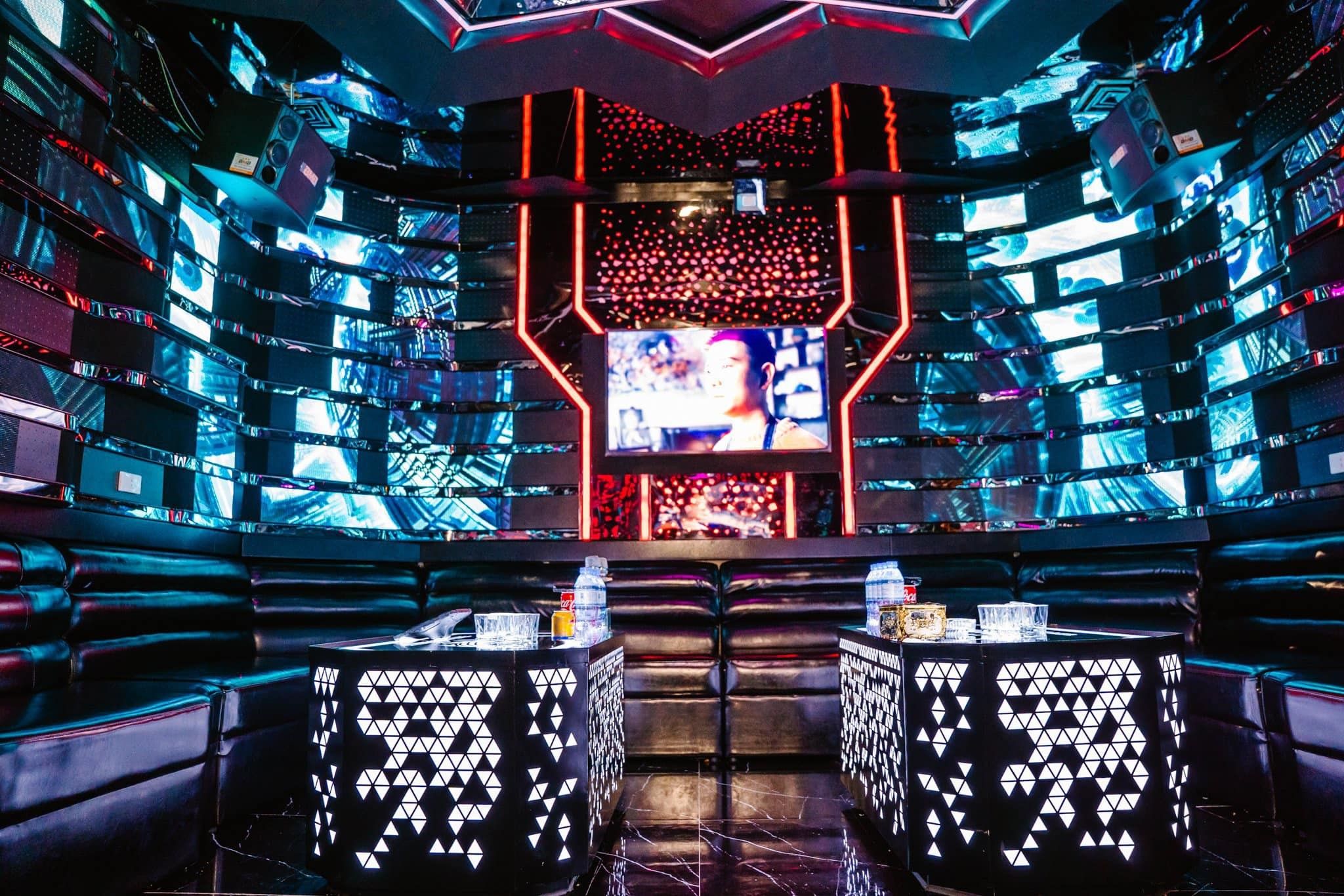 Karaoke KTV Hạ Long View - Khu 6 Yết Kiêu