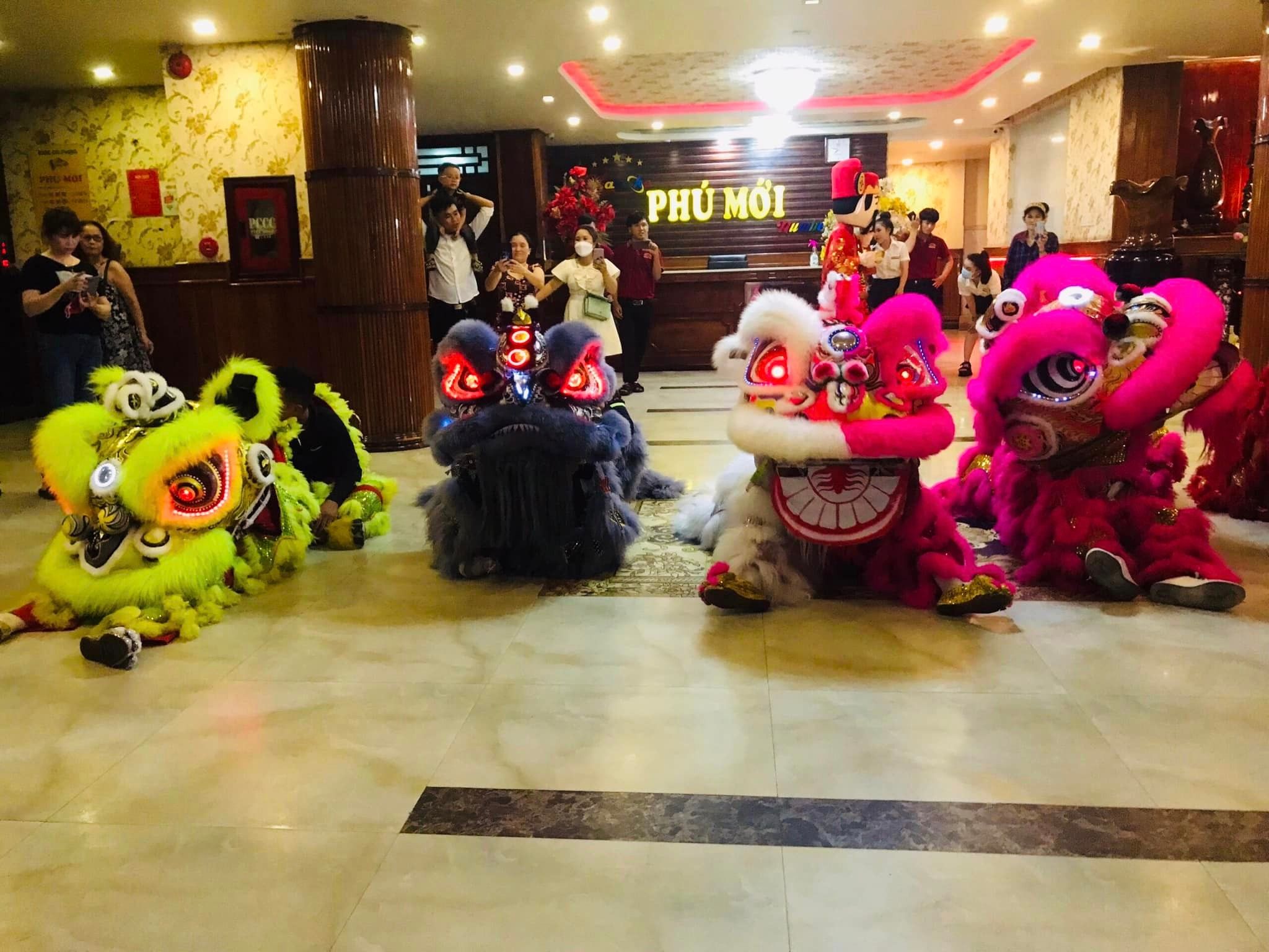 Karaoke Phú Mới - 32 Trần Phú