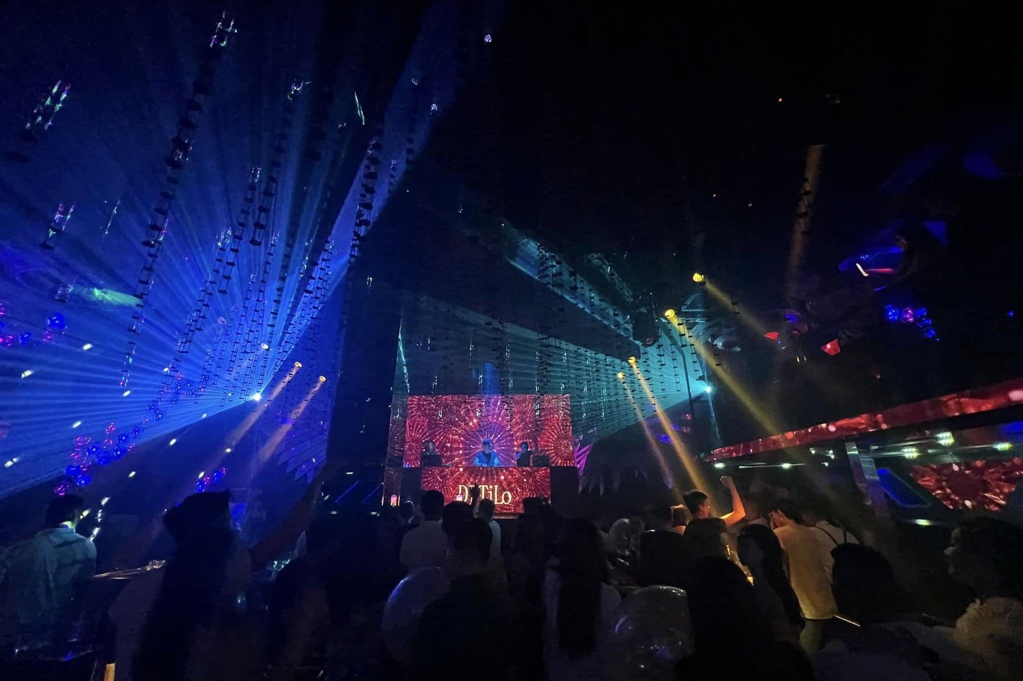 Lam Kinh Club - 30 Đại Lộ Lê Lợi