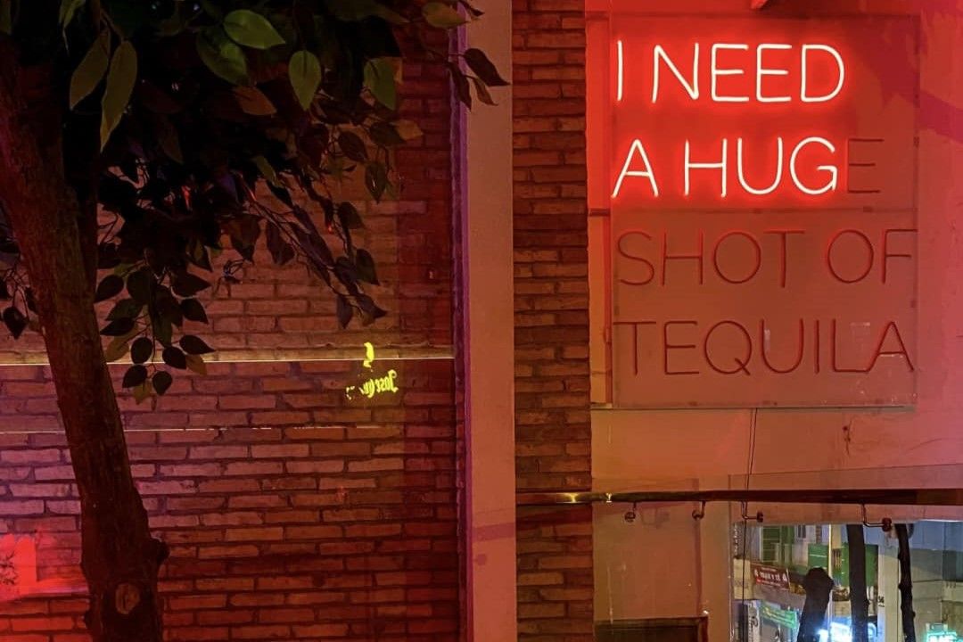 Sixtybar - 63 Hồ Tùng Mậu