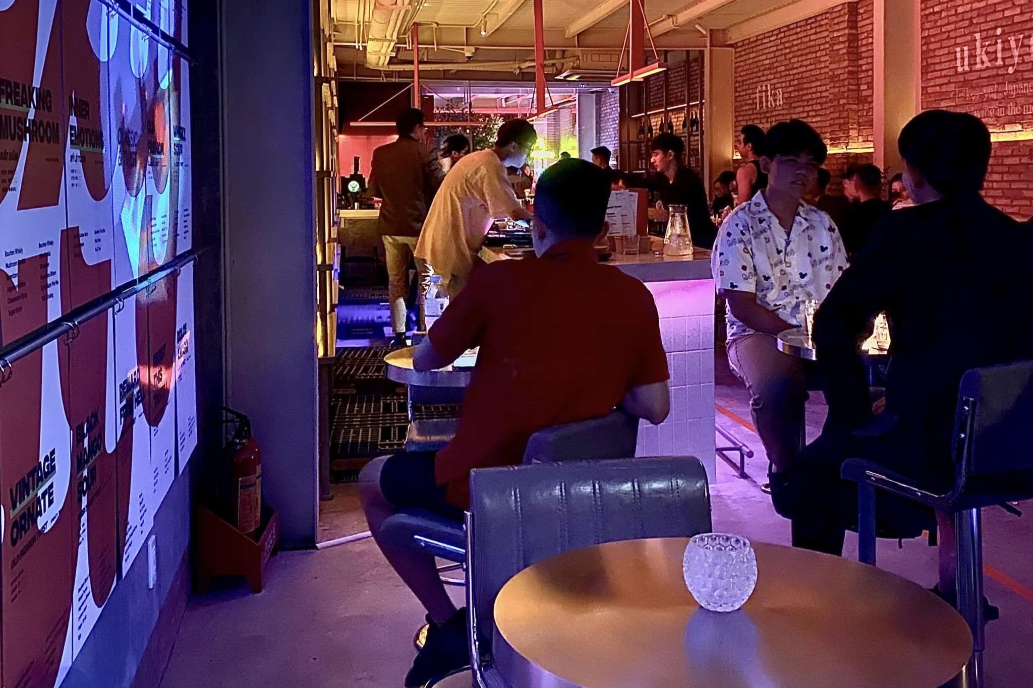 Sixtybar - 63 Hồ Tùng Mậu