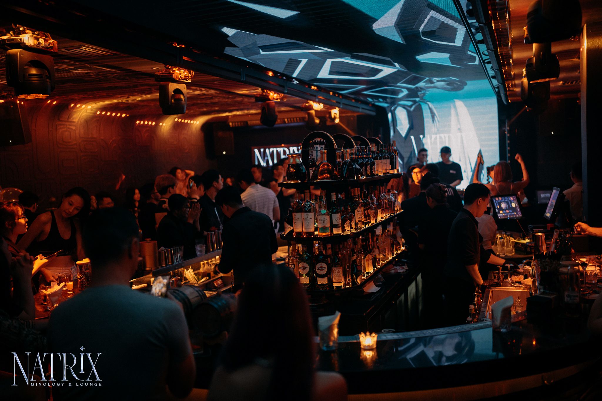 Natrix Bar - 38 - 40 - 42 Nam Kỳ Khởi Nghĩa