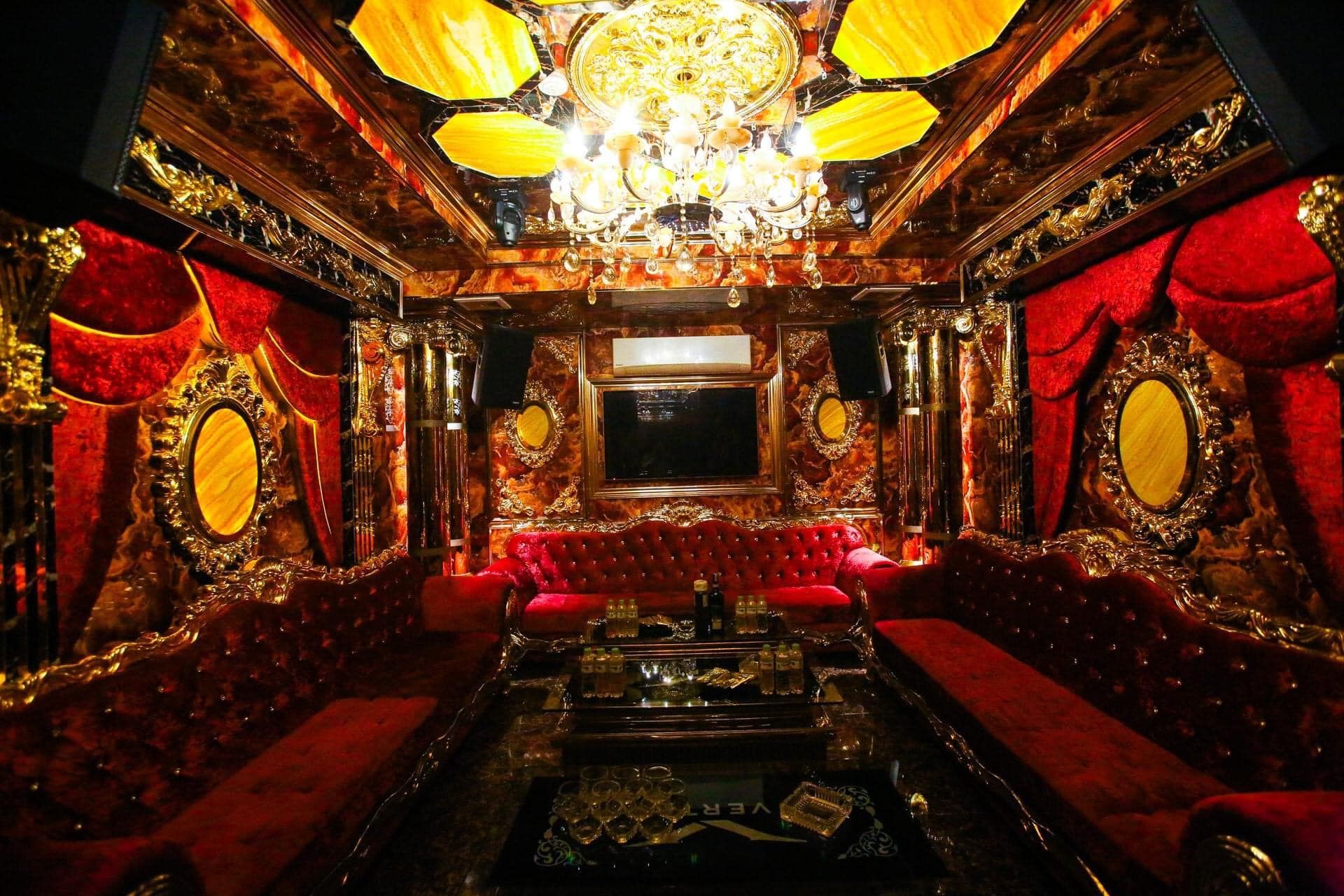 Karaoke Vertu - 306 Trần Khát Chân