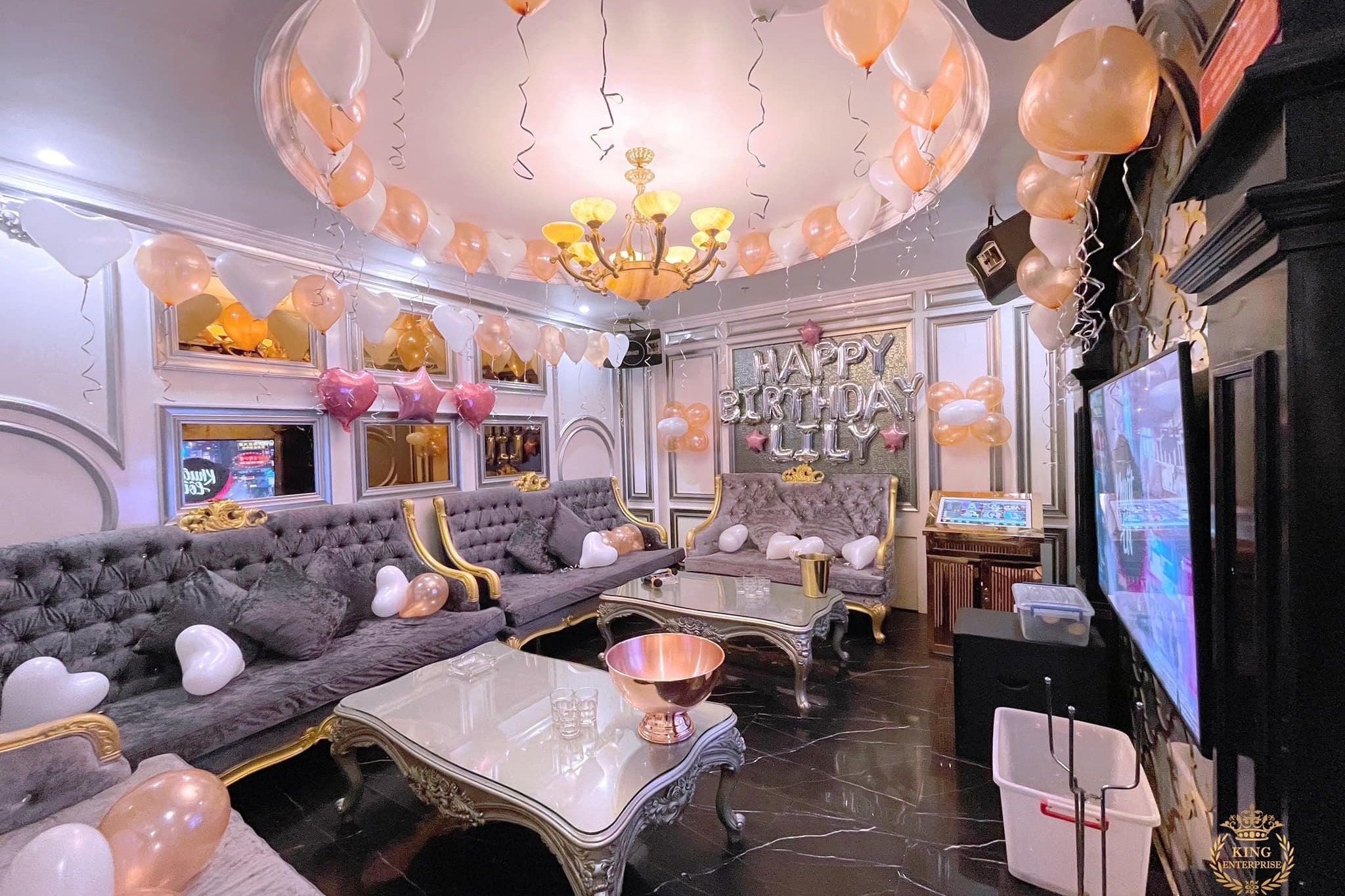 Karaoke King Enterprise - 27-29-31-33 Hai Bà Trưng