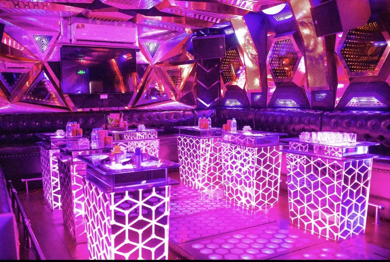 Karaoke Queen Club - 12 Trần Duy Hưng