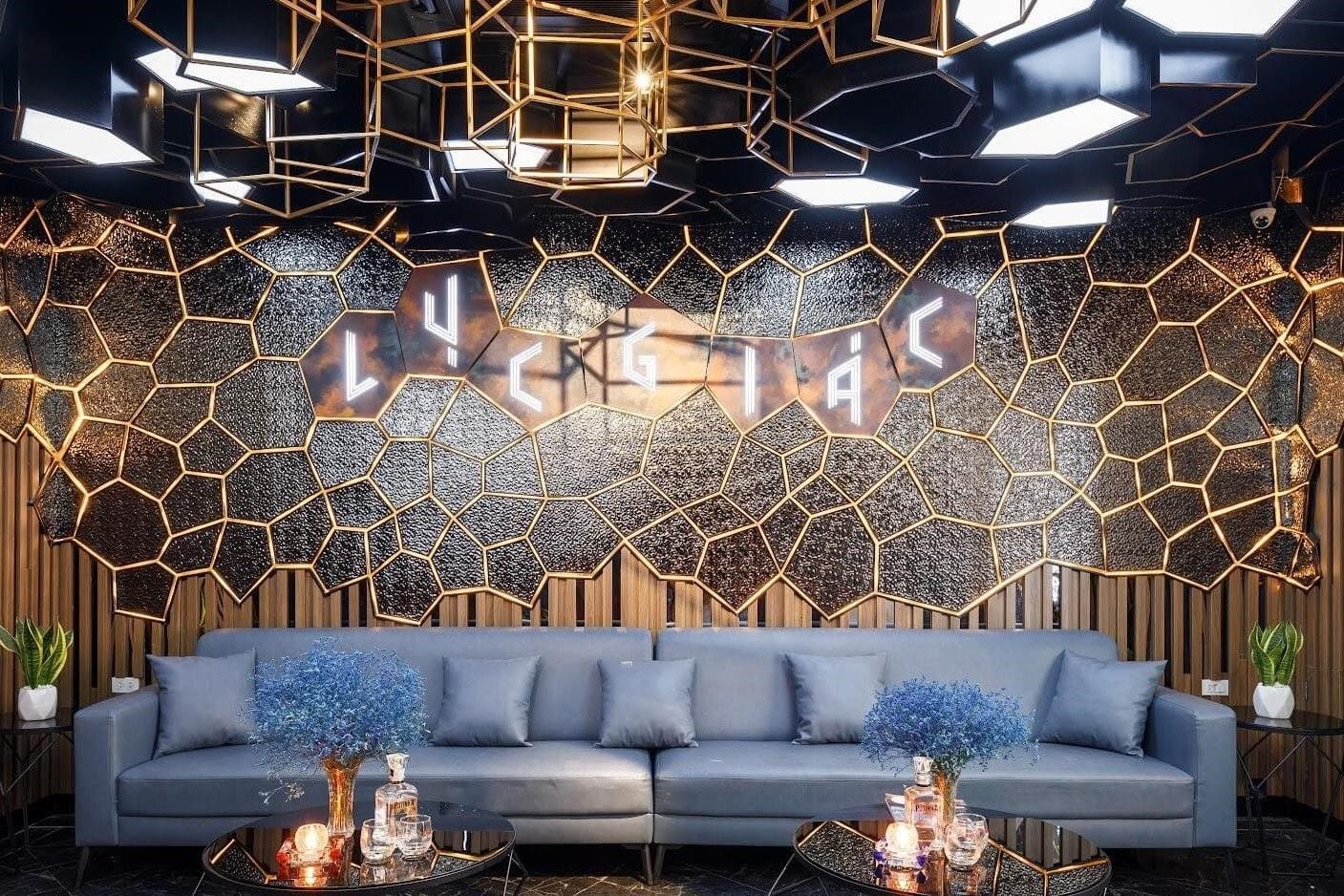 Karaoke Lục Giác - 20 - 22 Nguyễn Thị Định