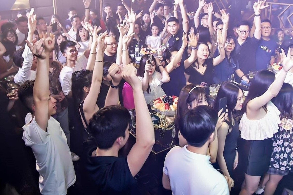 9E Club - 9 Hùng Vương