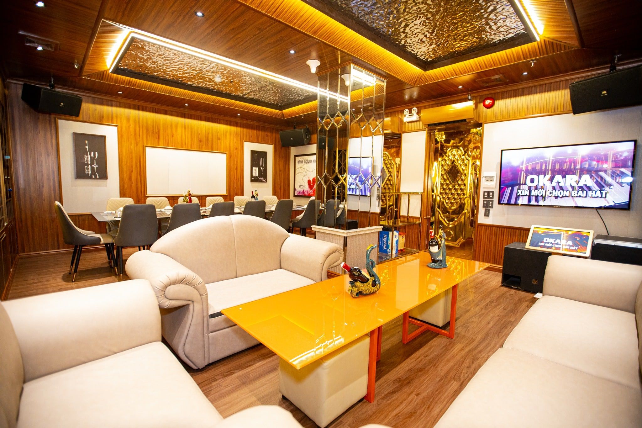 Karaoke JET - 204 Nguyễn Thị Minh Khai