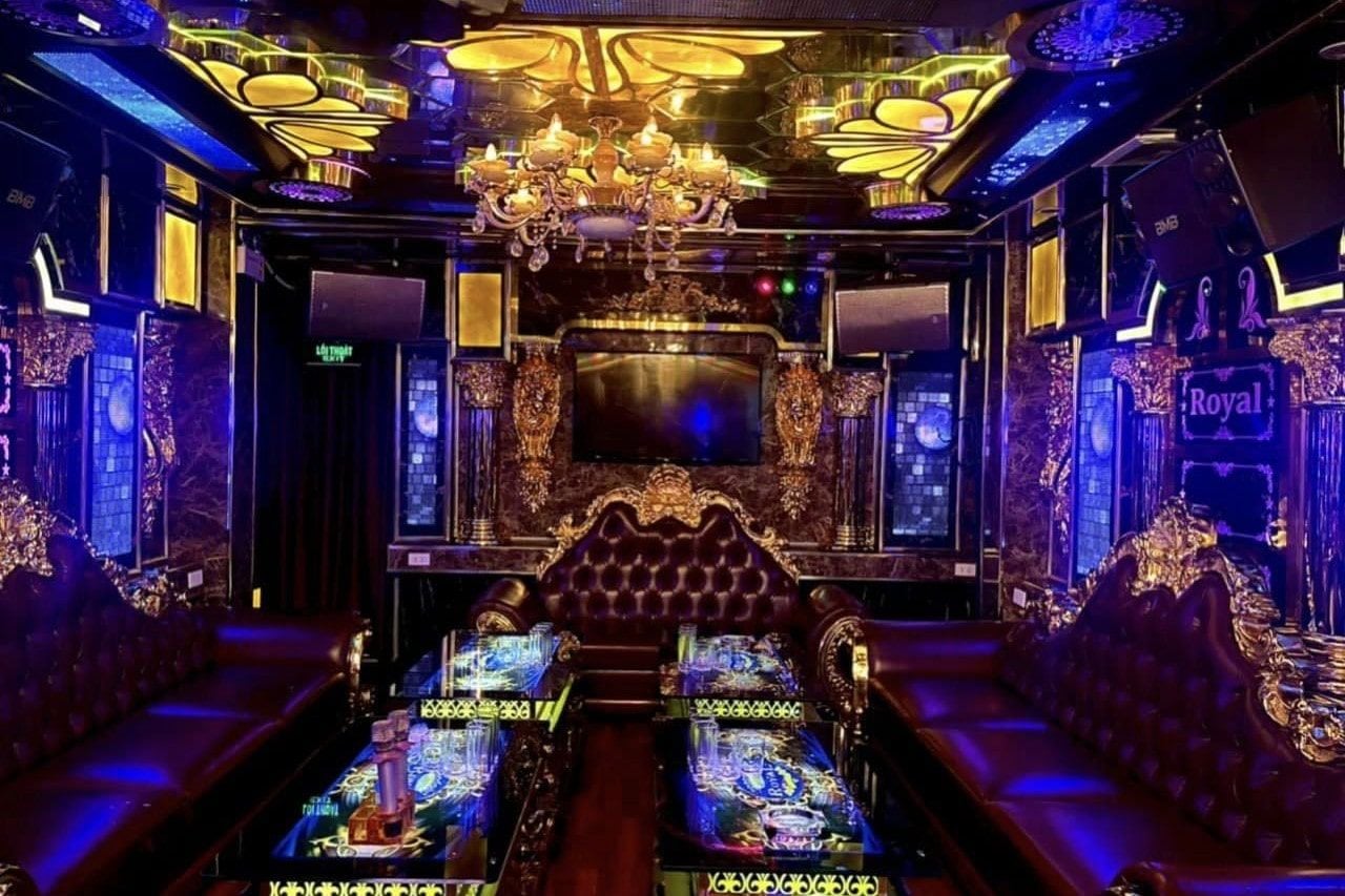 Karaoke Point - 33 Nguyễn Khang