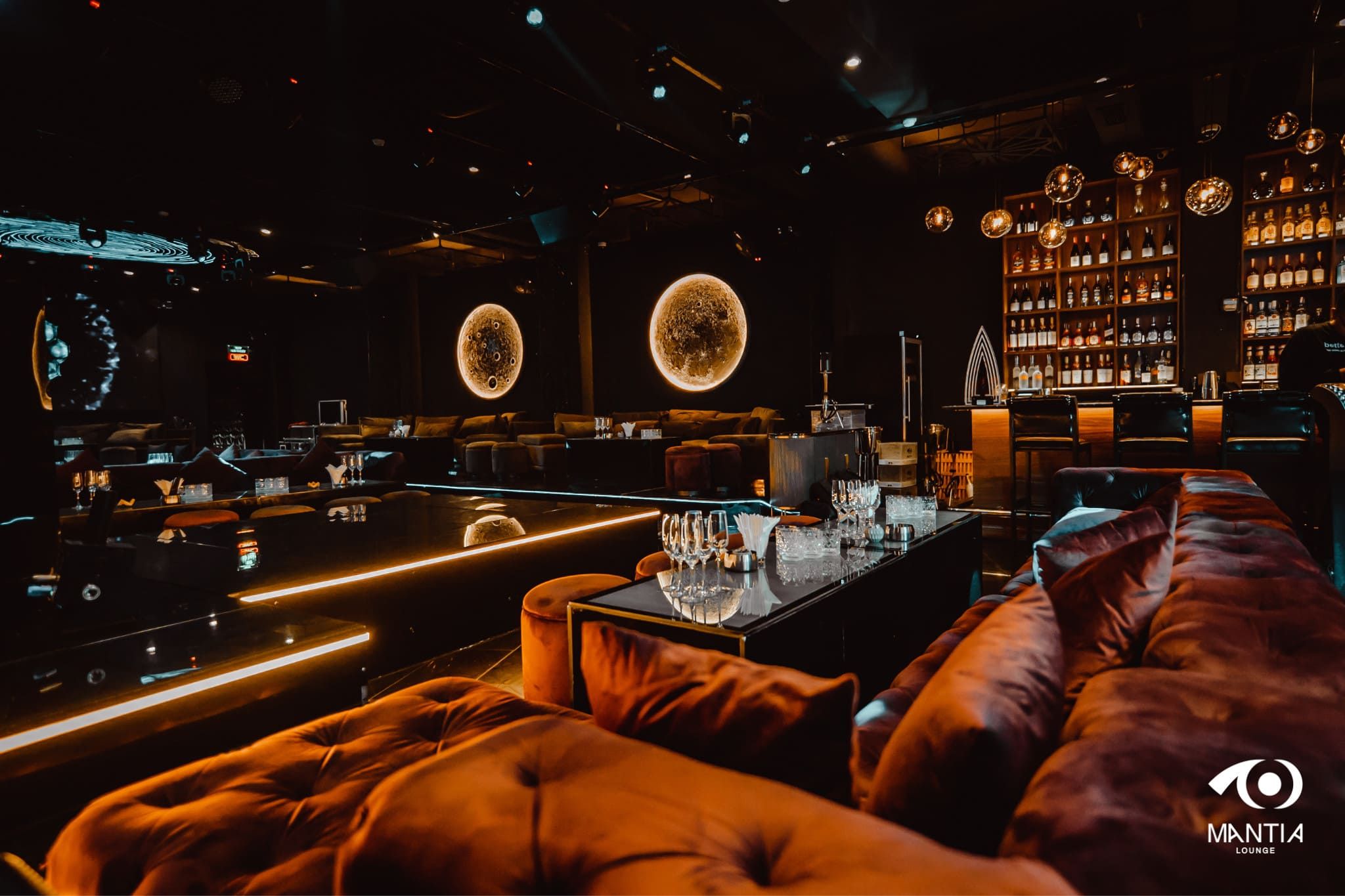 Mantia Lounge - 21 Ngô Đức Kế