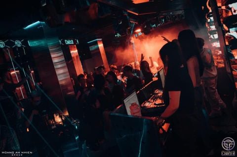 The Circle - 33 Mã Mây