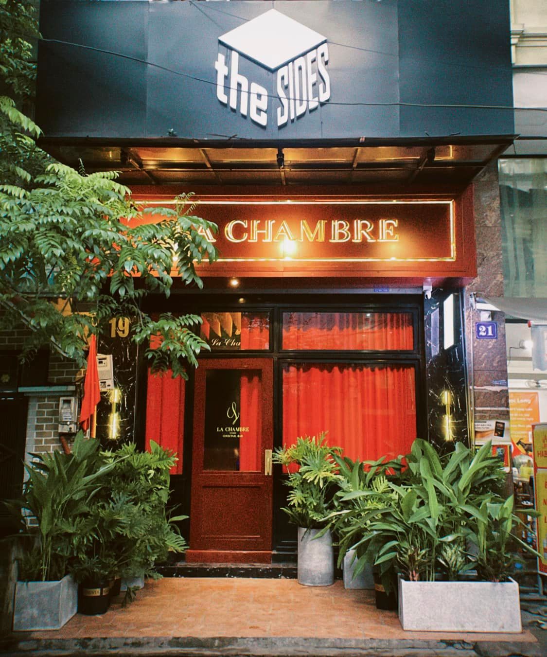 La Chambre Cocktail Bar - Ngõ 59 Hoàng Cầu