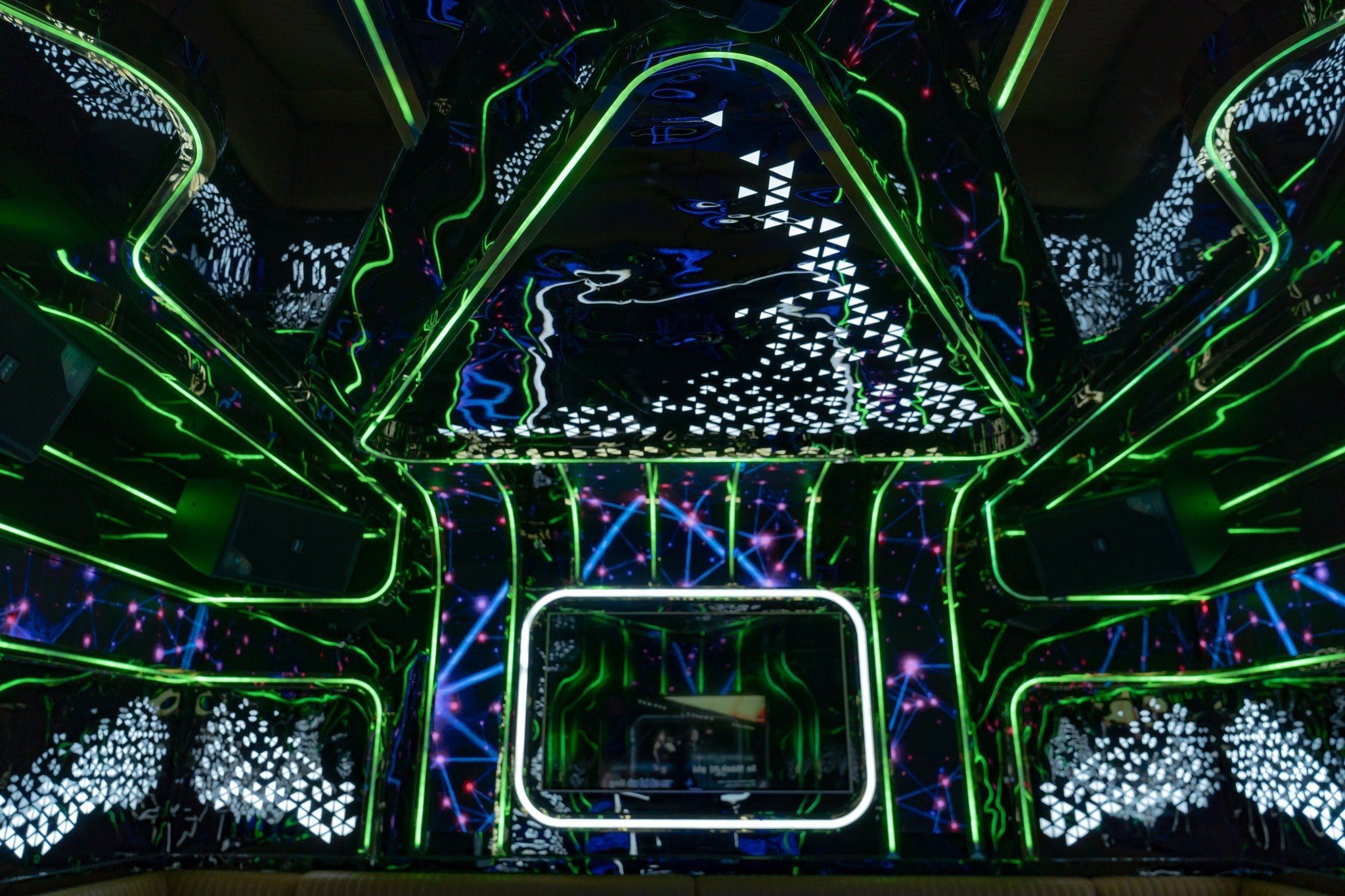 Karaoke New King Club - 188 Nguyễn Văn Tuyết