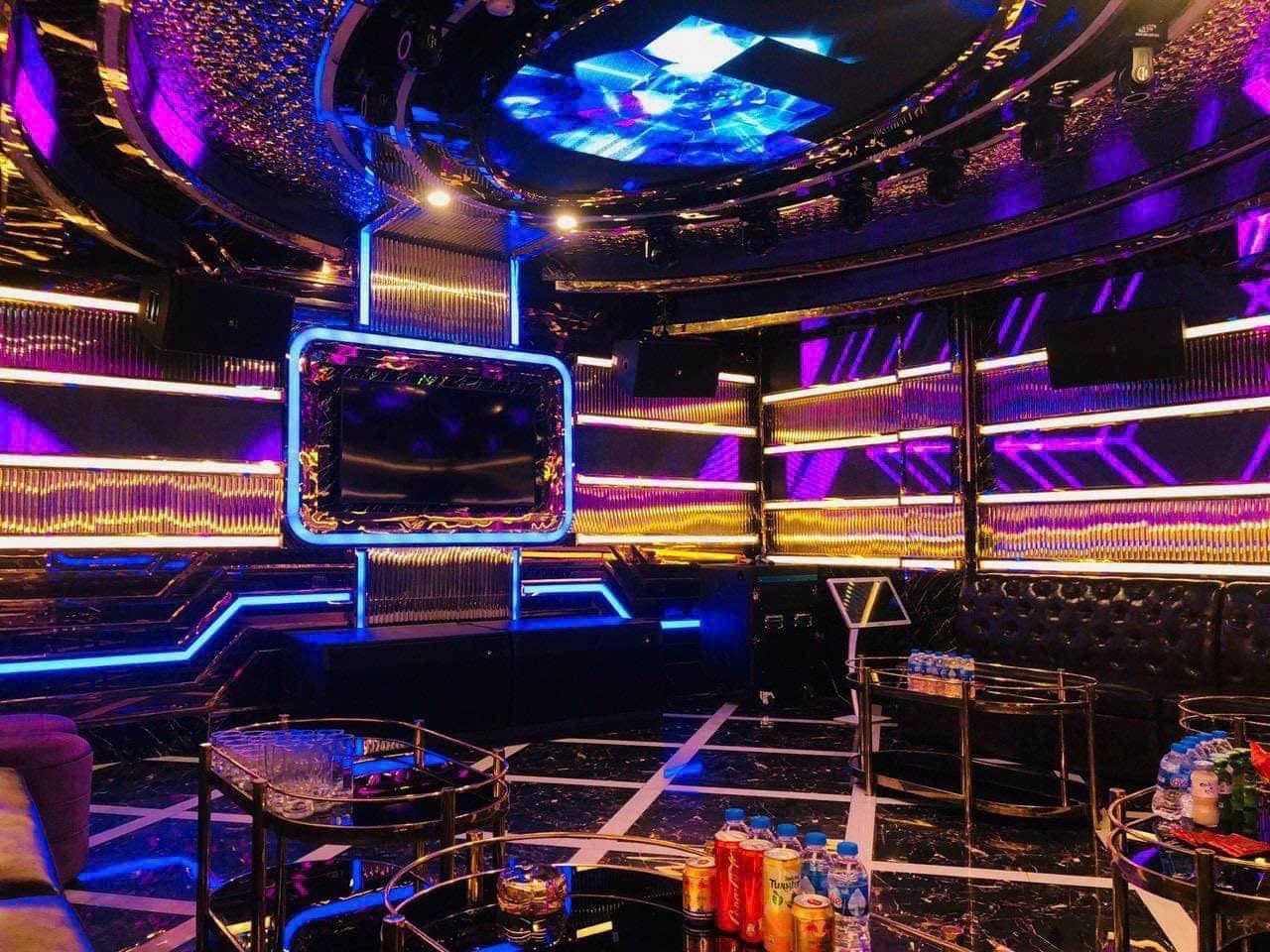 Karaoke Tiptop - 85G Nguyễn Khang