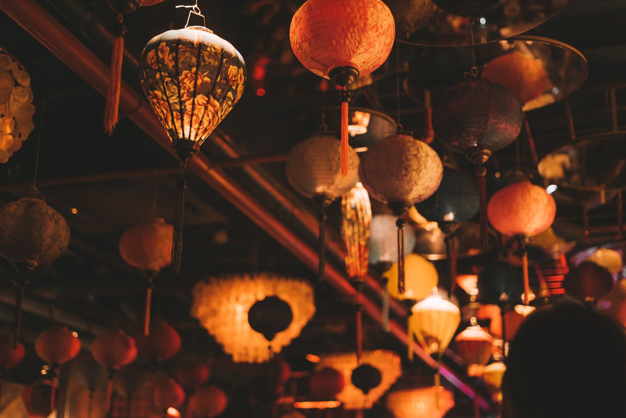 Downtown Bar - 46 Mã Mây