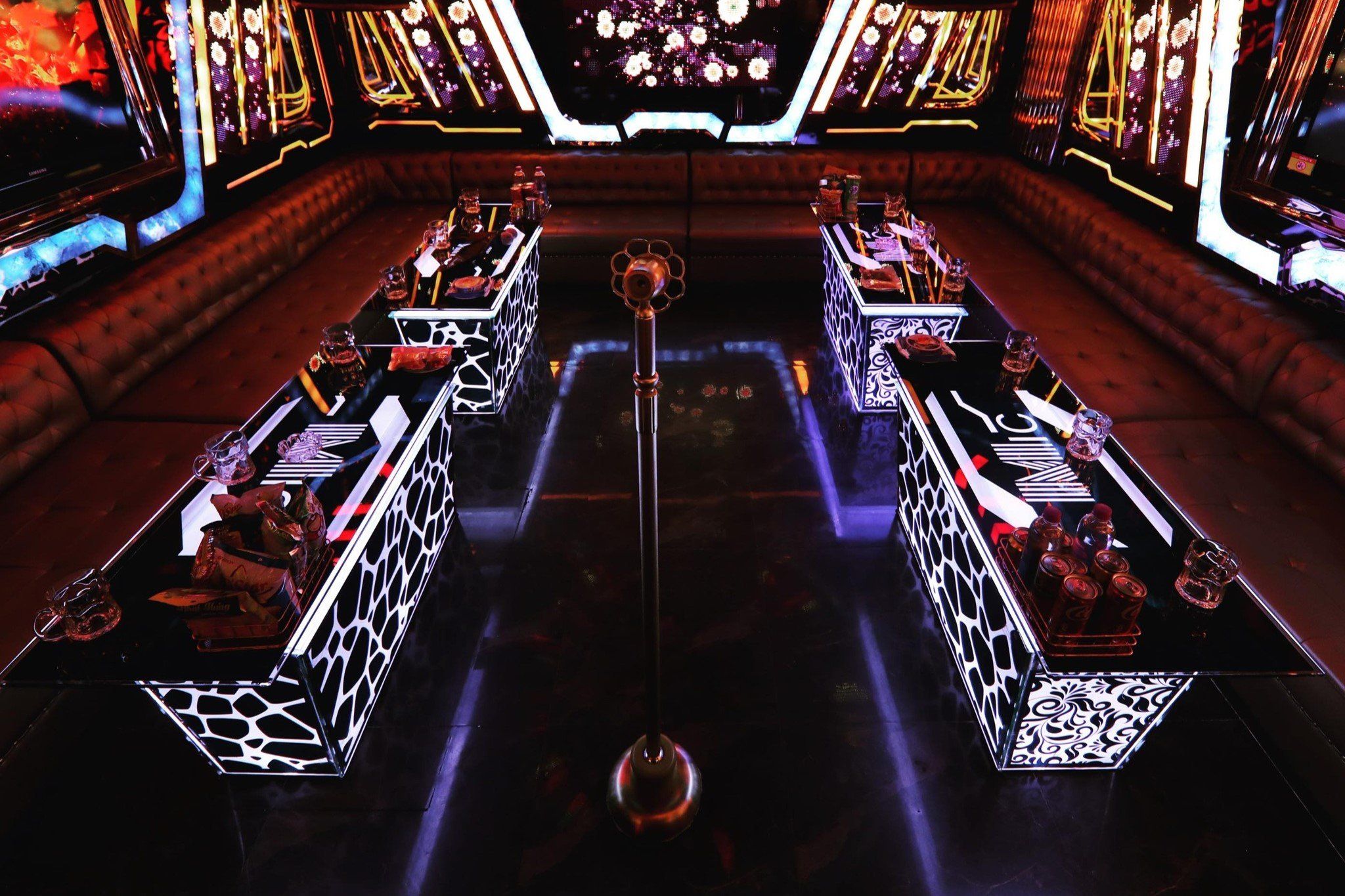 Karaoke MIC - 65 Đường 3/2