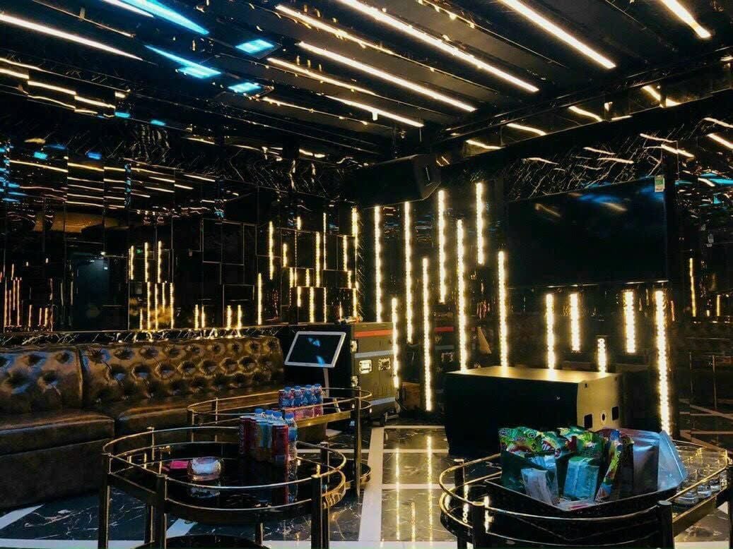 Karaoke Tiptop - 85G Nguyễn Khang