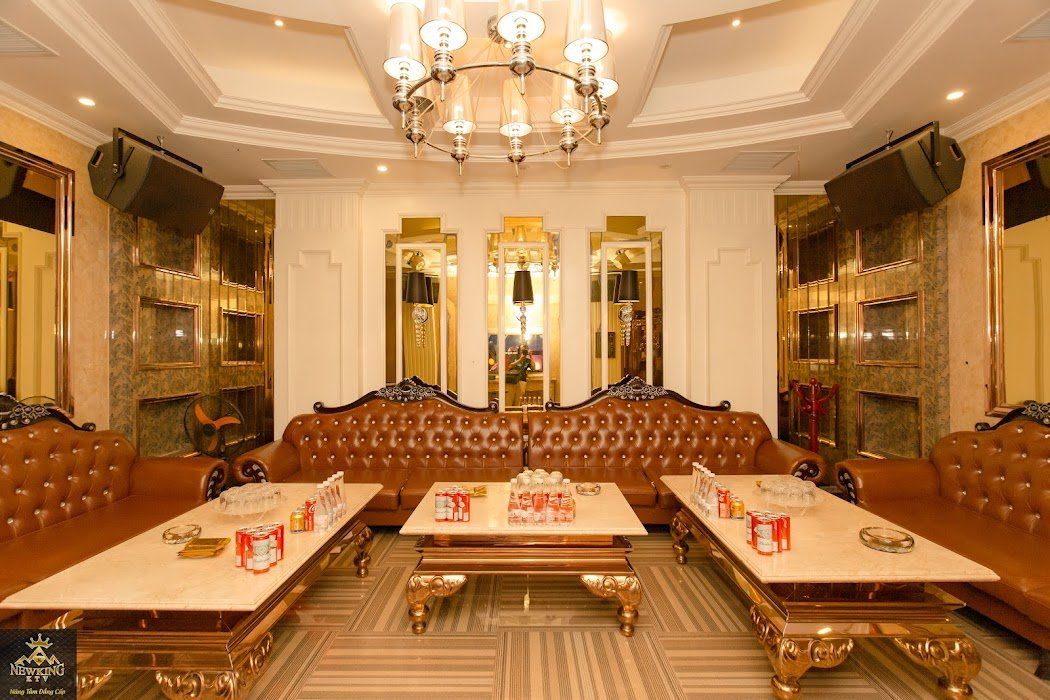 Karaoke Santana - 199 Trần Bình