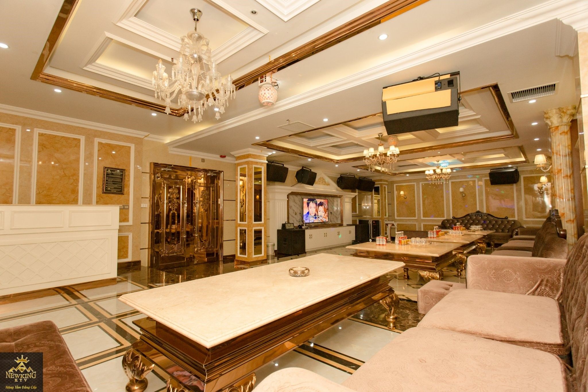 Karaoke NewKing KTV - Khu 9 Bãi Cháy