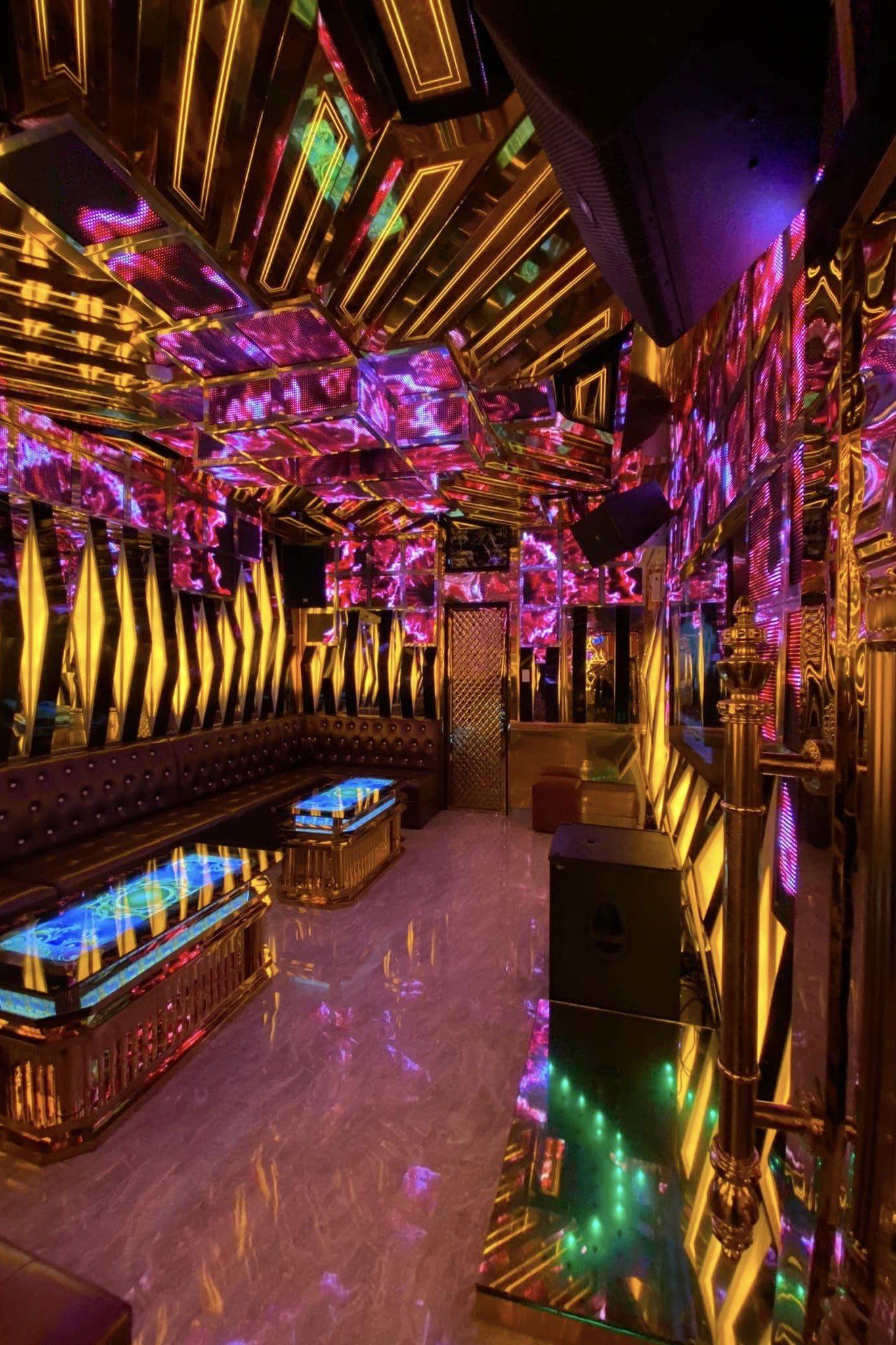 Karaoke NextTop Club - 177 Huỳnh Tấn Phát
