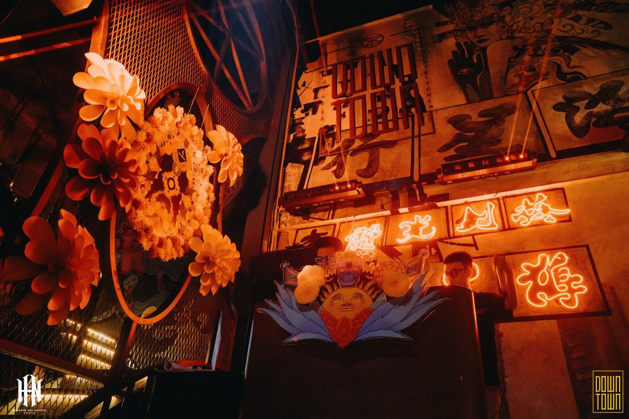 Downtown Bar - 46 Mã Mây