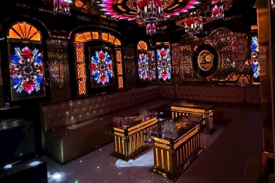 Karaoke Nhật Hằng - 81 Dương Bá Trạc