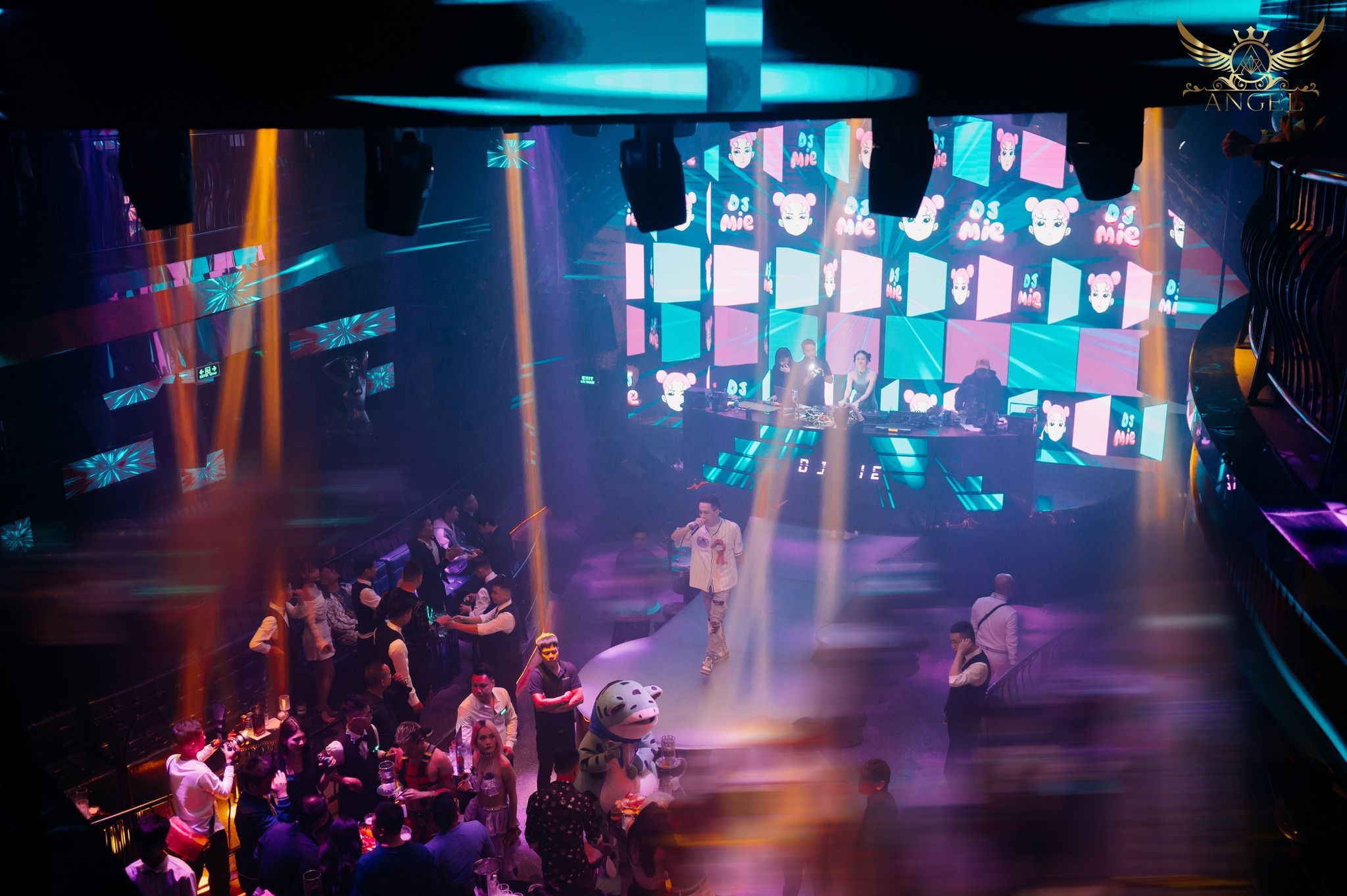 Angel Club - 1 Chùa Dận