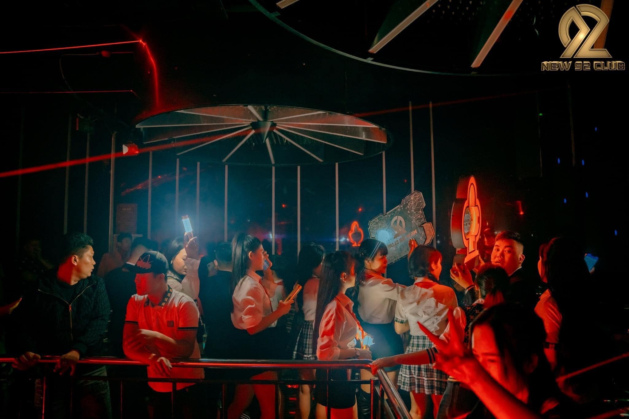 New 92 Club - Bờ Hồ 1
