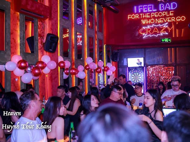 Heaven Bar & Lounge - 38 Huỳnh Thúc Kháng