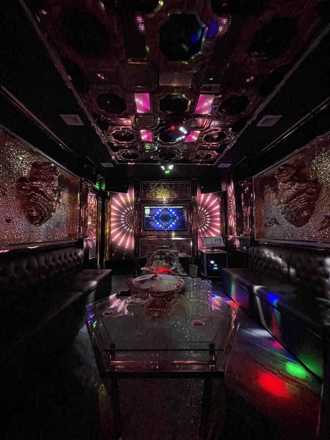 Karaoke New Life - 378 Kim Giang