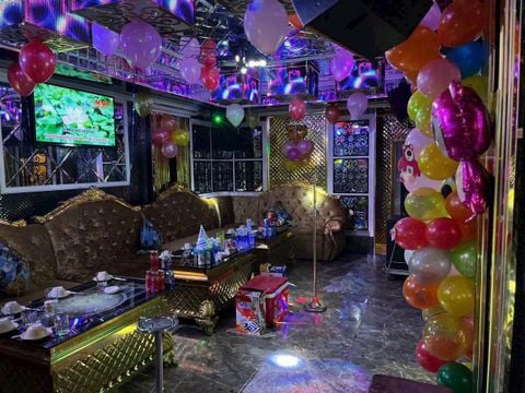 Karaoke Họa Mi 1 - 19 Nguyễn Sơn