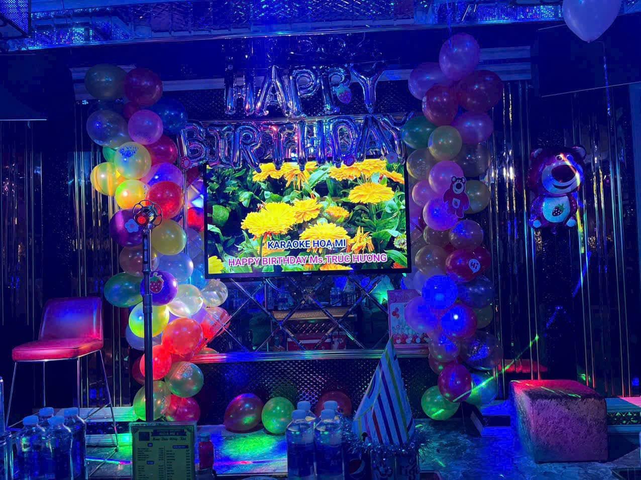 Karaoke Họa Mi 1 - 19 Nguyễn Sơn