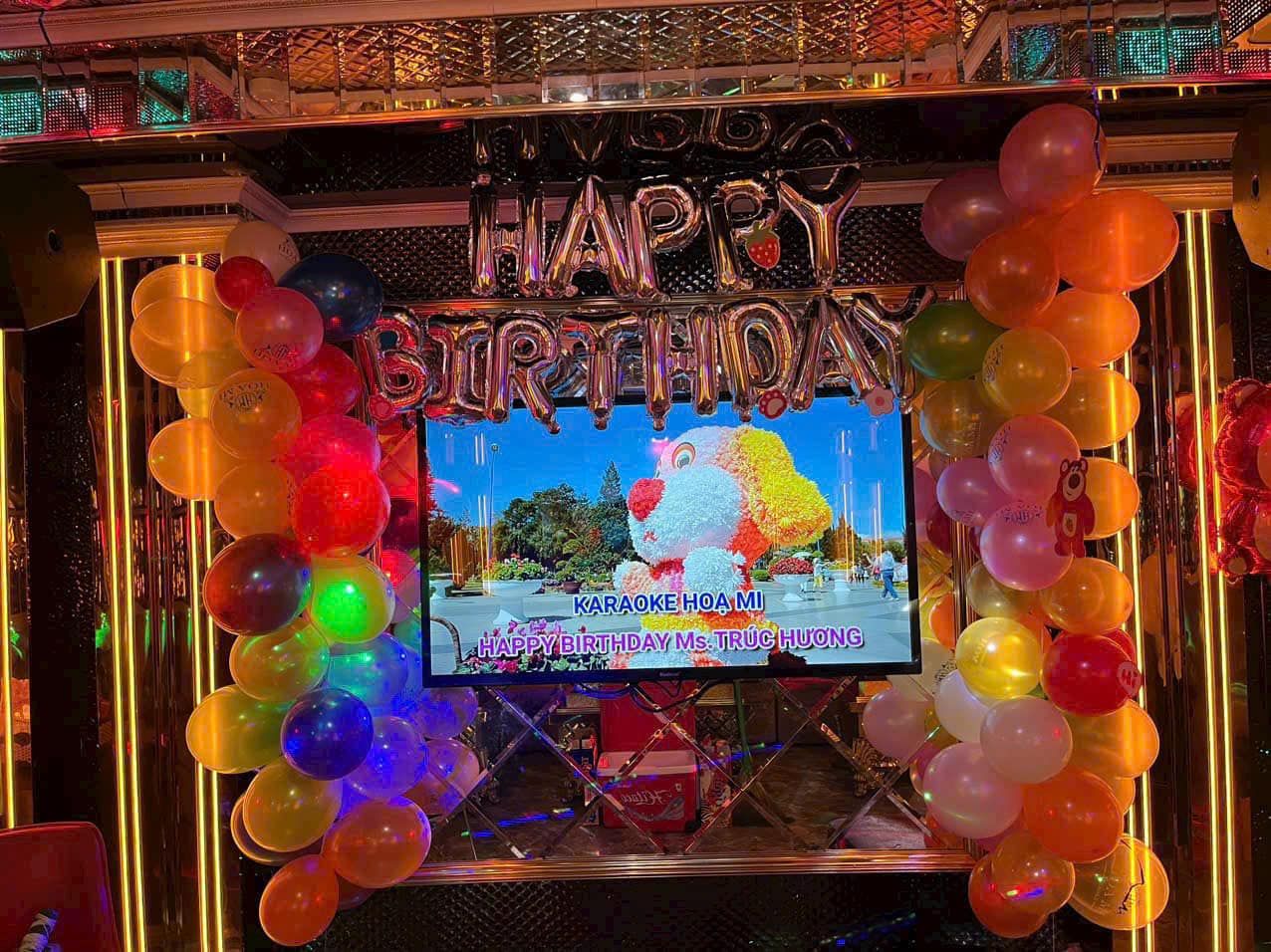 Karaoke Họa Mi 1 - 19 Nguyễn Sơn