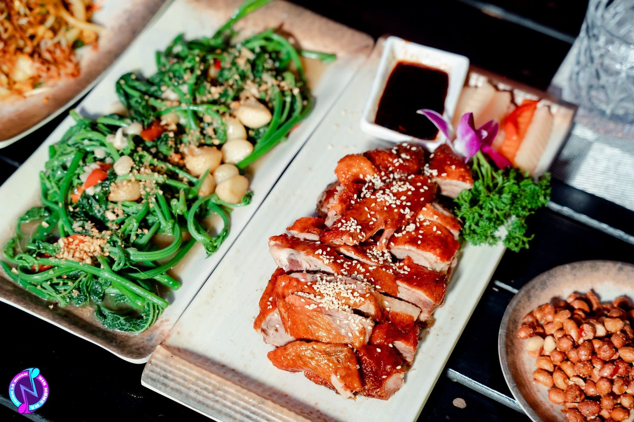Nhích Beer Club - 915 Hồng Hà