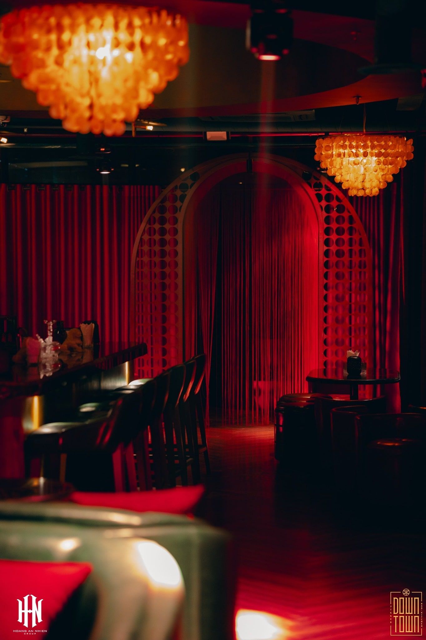 Downtown Bar - 46 Mã Mây