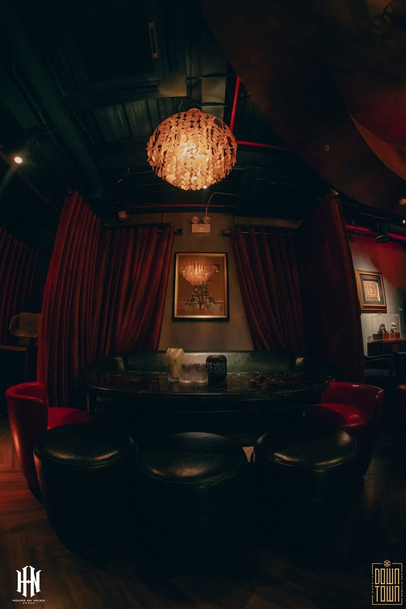 Downtown Bar - 46 Mã Mây