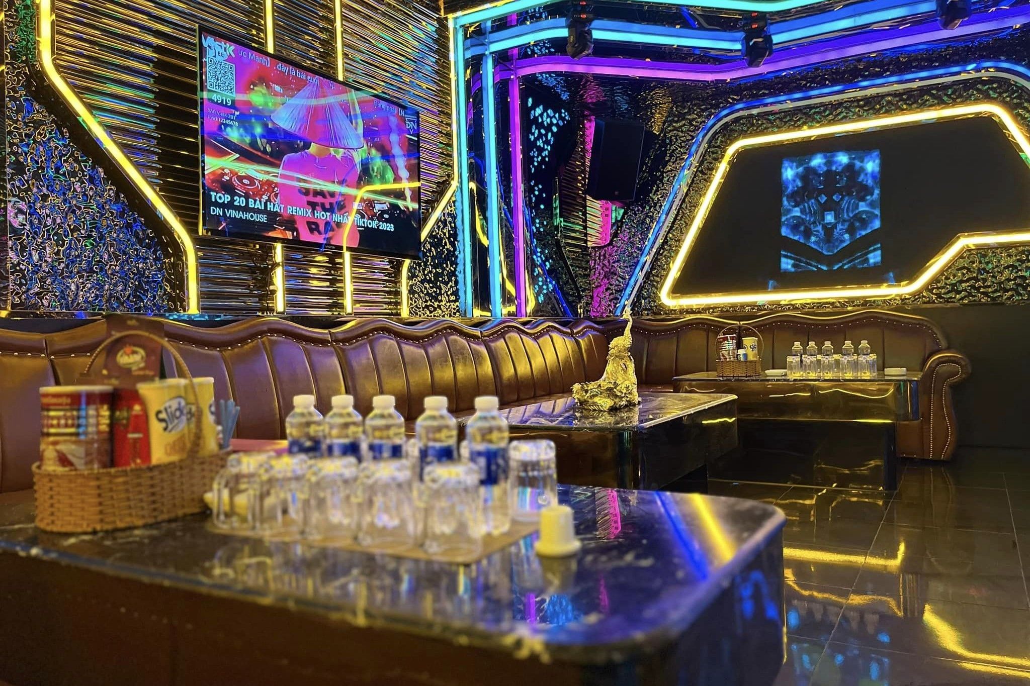 Karaoke Melody KTV - Đoàn Thị Điểm