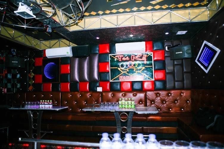 Karaoke Tri Kỷ - Ngõ 172 Phú Diễn