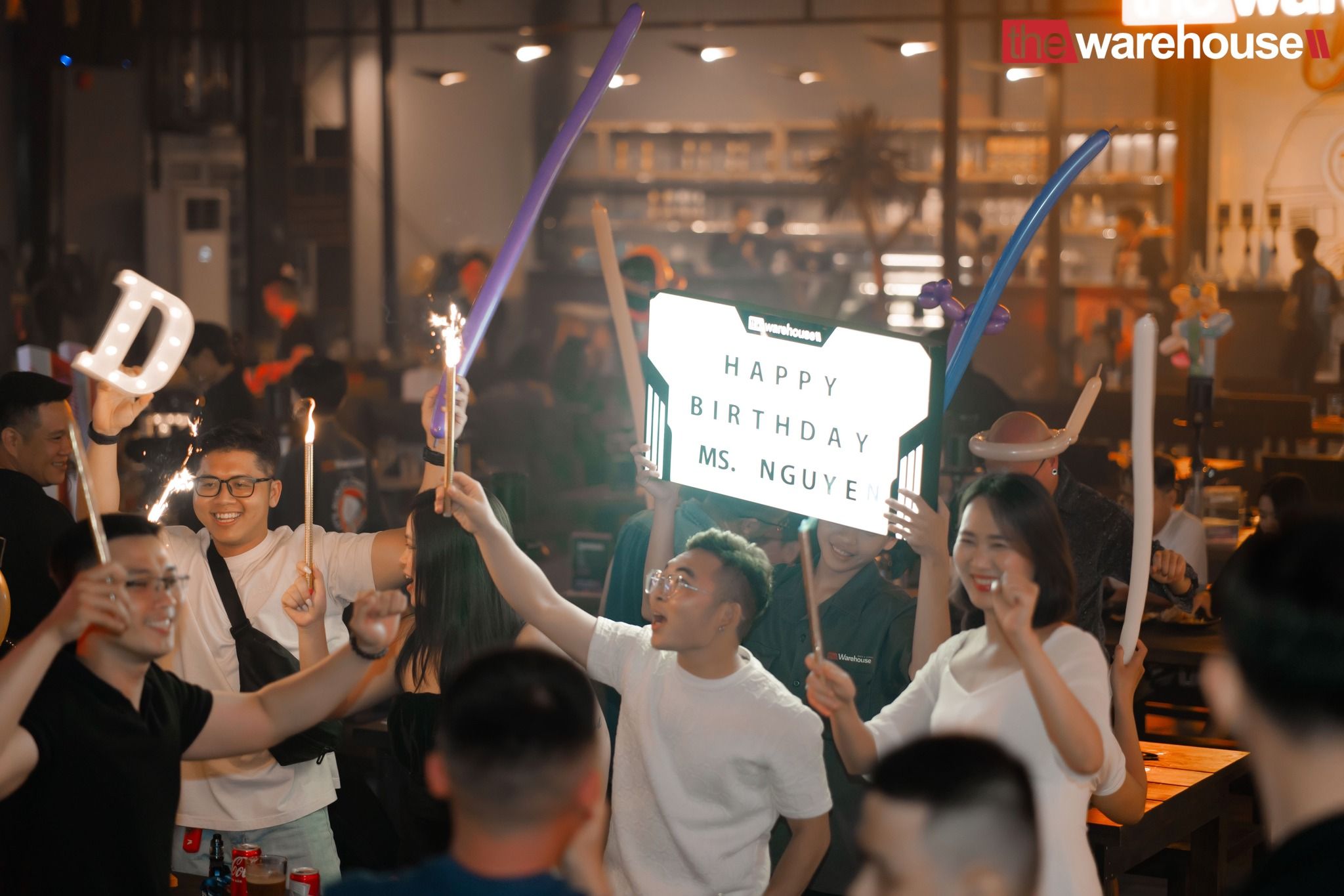 The Warehouse - 134A Lý Chính Thắng